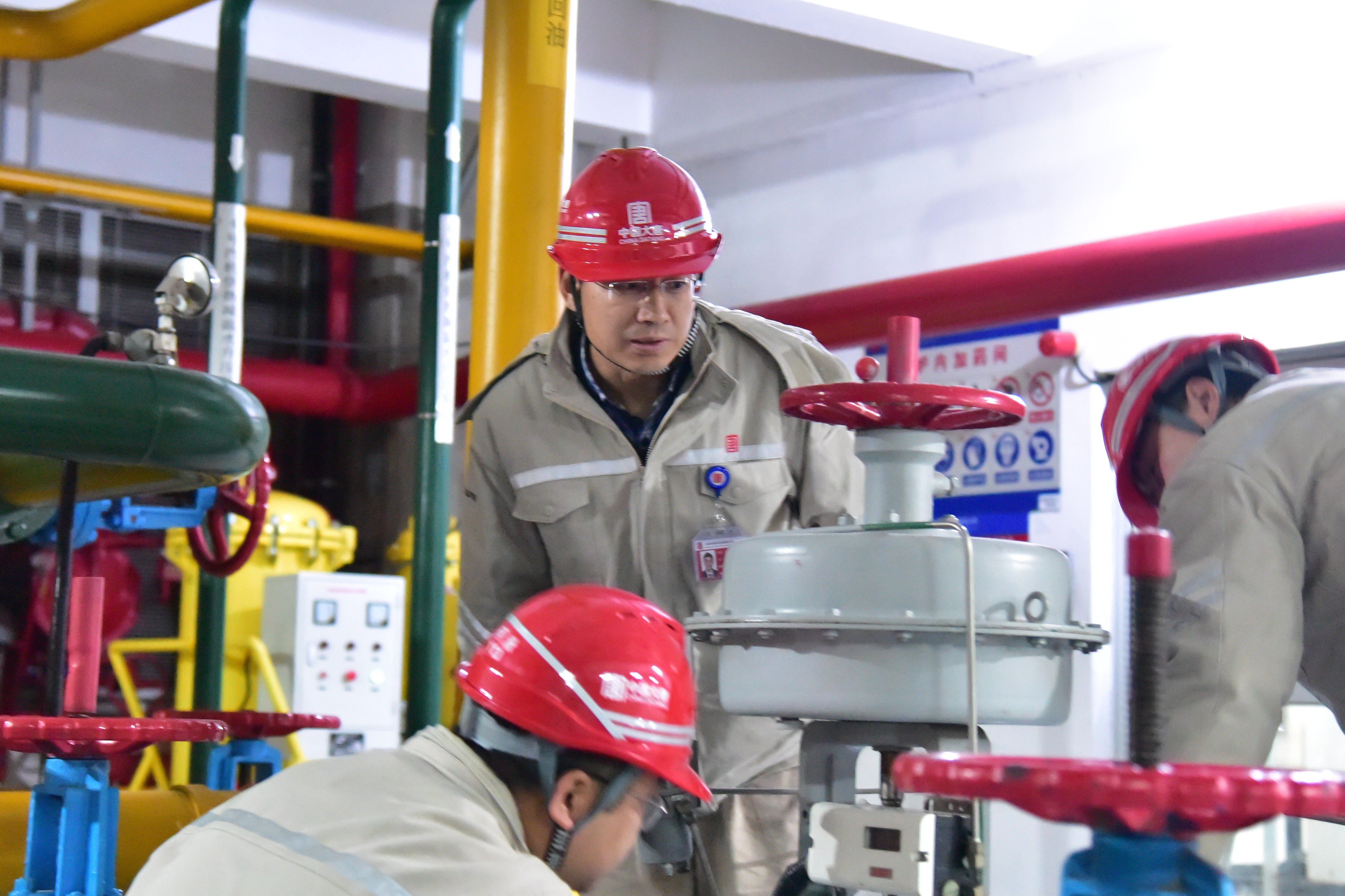 楊蘇亮工作現(xiàn)場(chǎng)照片 (4).jpg